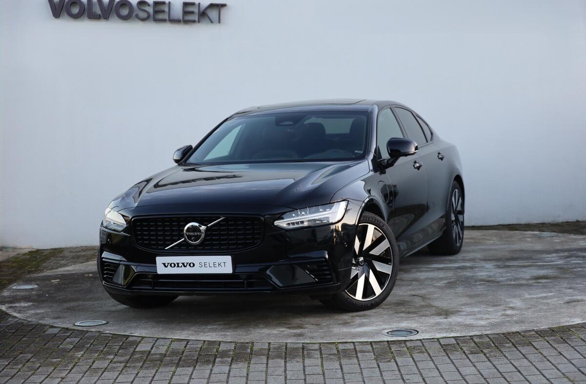 VOLVO S90 2.0 T8 PHEV Plus Dark AWD