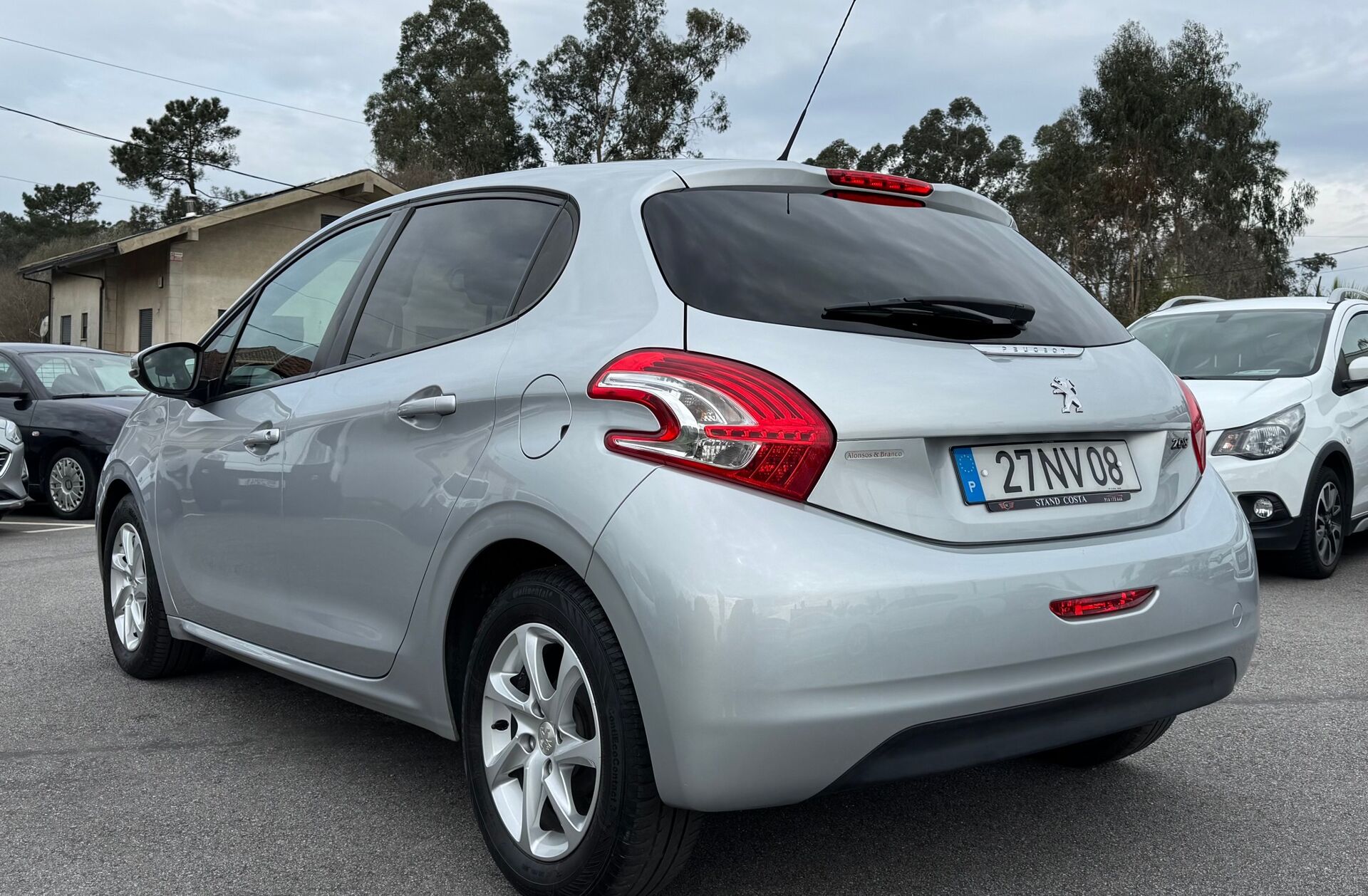 PEUGEOT 208 1.4 HDi Active