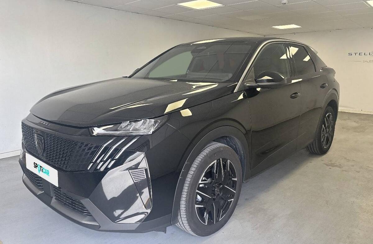 PEUGEOT 3008 1.2 Hybrid Allure e-DCS6