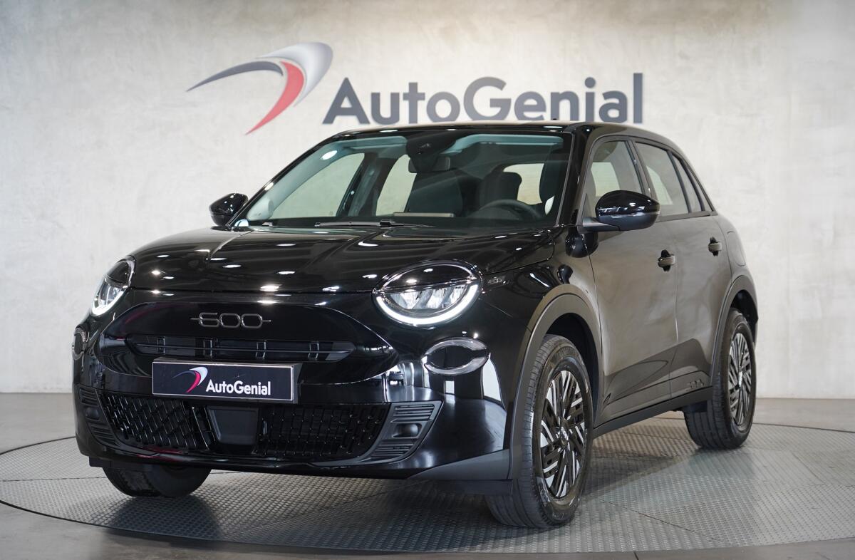 FIAT 600 e 54 kWh (RED)