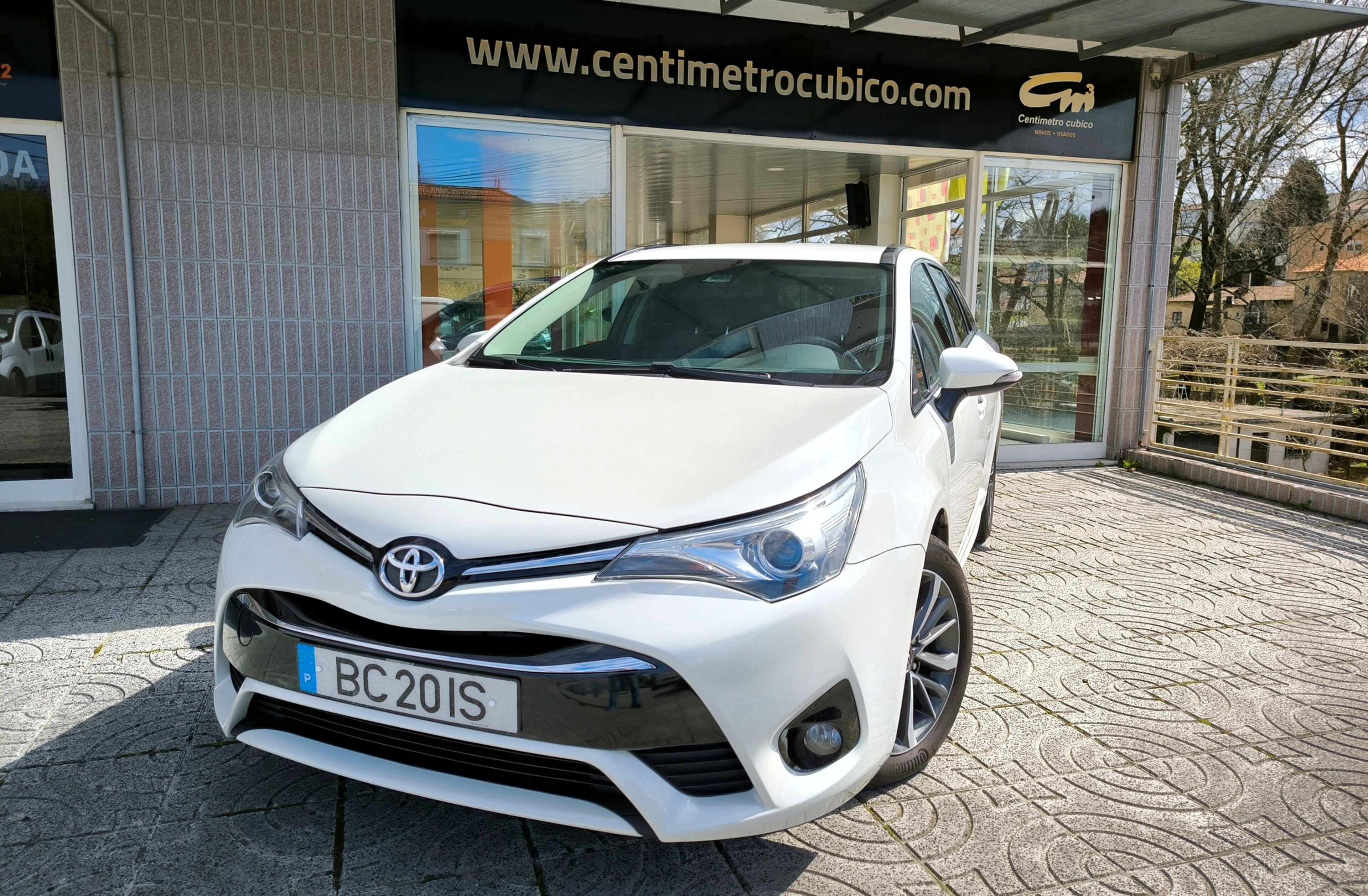 TOYOTA Avensis 1.6 D 112cv