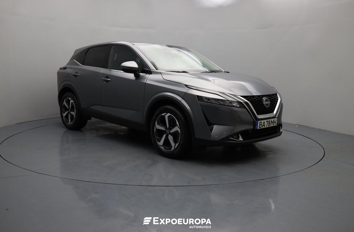 NISSAN Qashqai 1.3 DIG-T N-Connecta