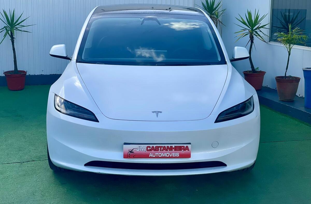 TESLA Model 3 Tração Traseira