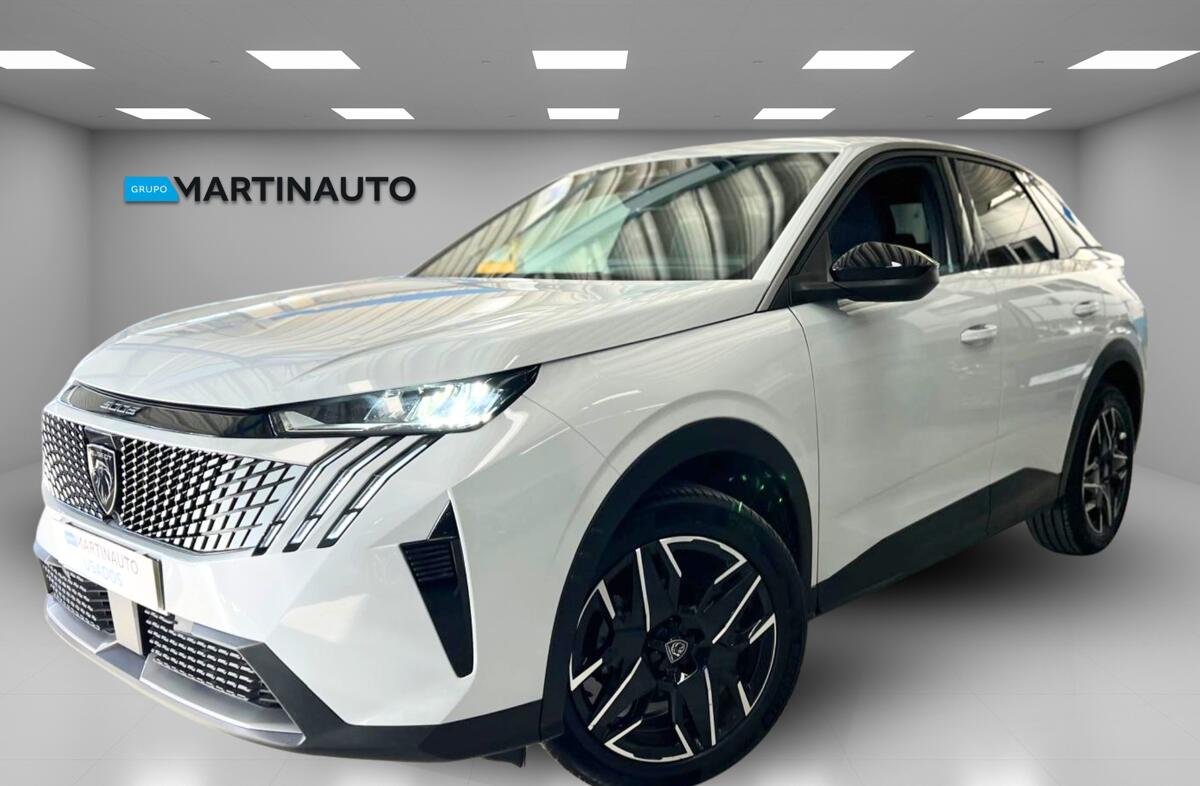 PEUGEOT 3008 1.2 Hybrid Allure e-DCS6