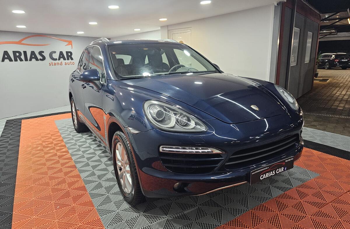 PORSCHE Cayenne Cayenne