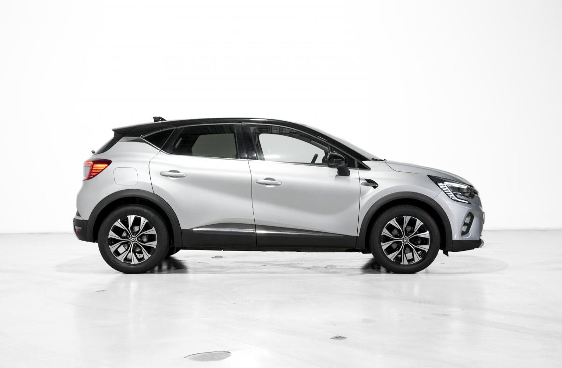 RENAULT Captur 1.0 TCe Techno Bi-Fuel