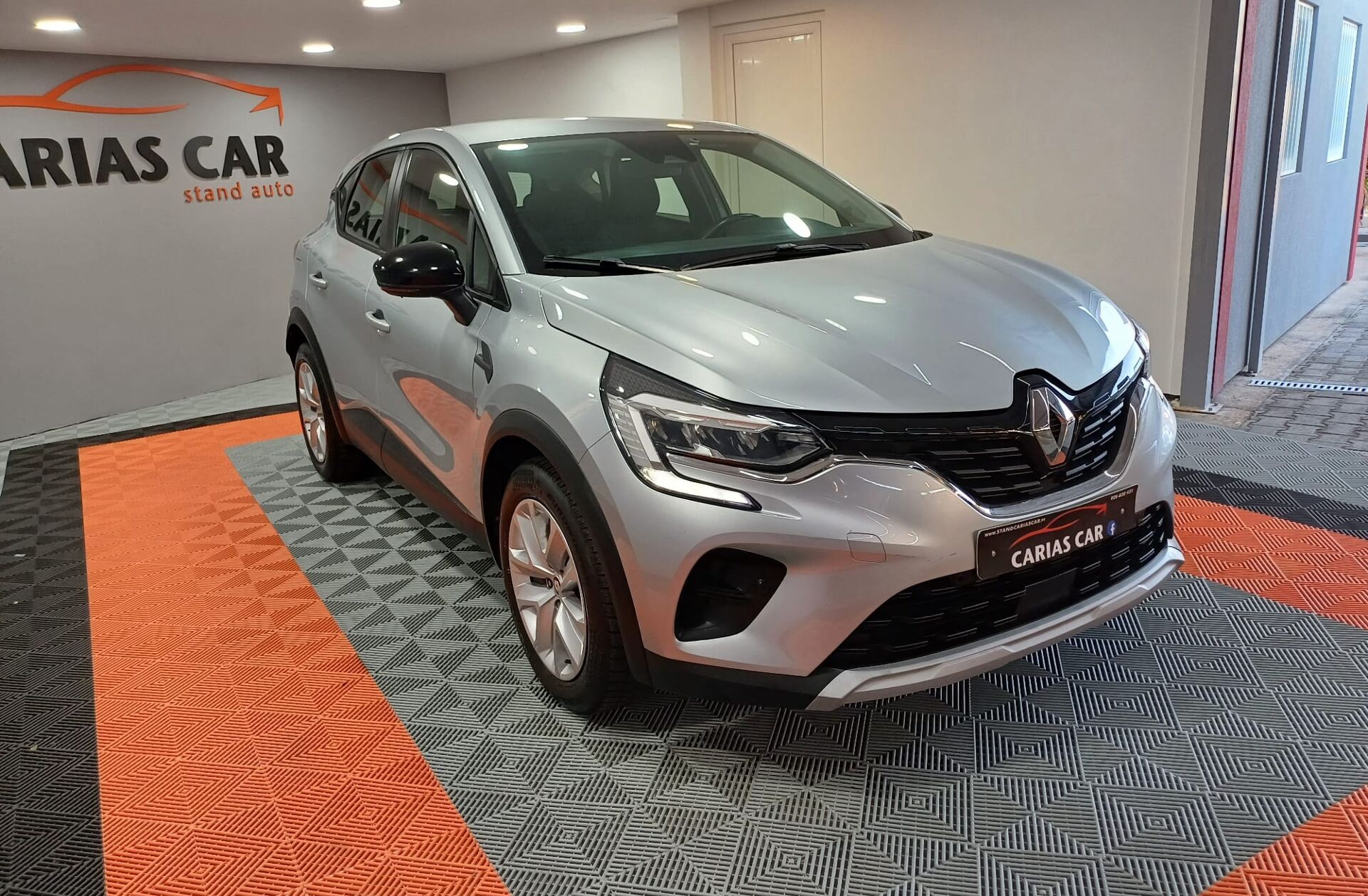 RENAULT Captur 1.0 TCe Intens