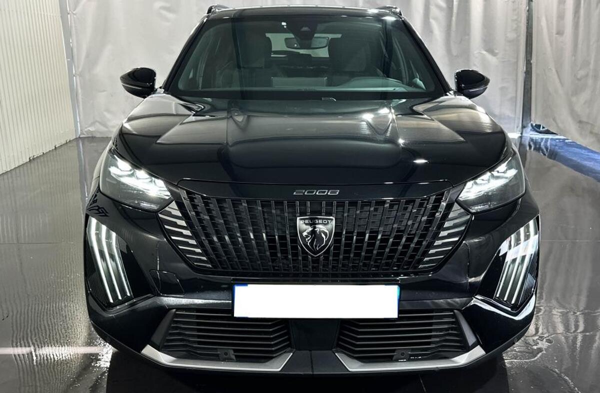 PEUGEOT 2008 e- 54 kWh GT
