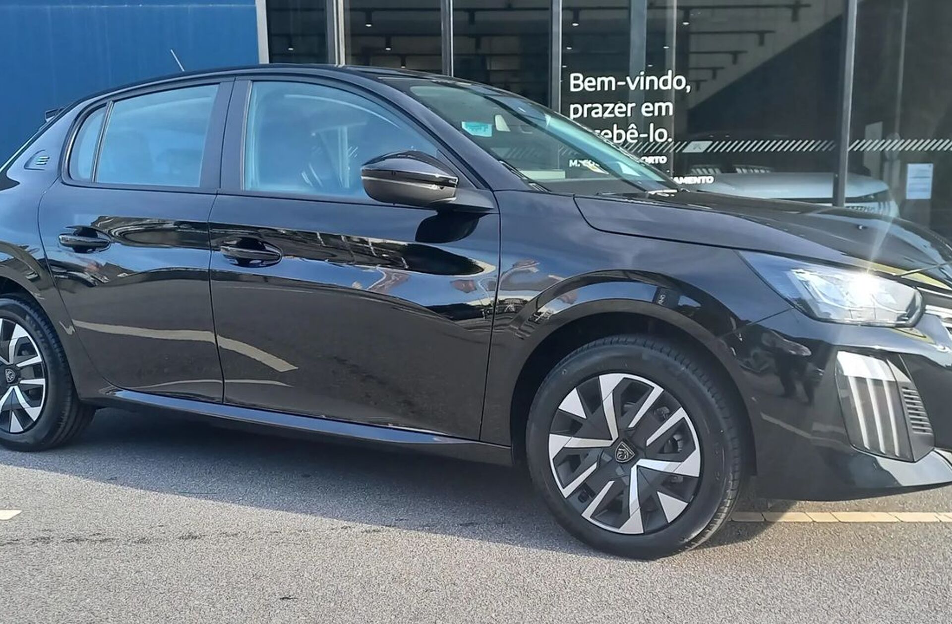 PEUGEOT 208 e- 50 kWh Active