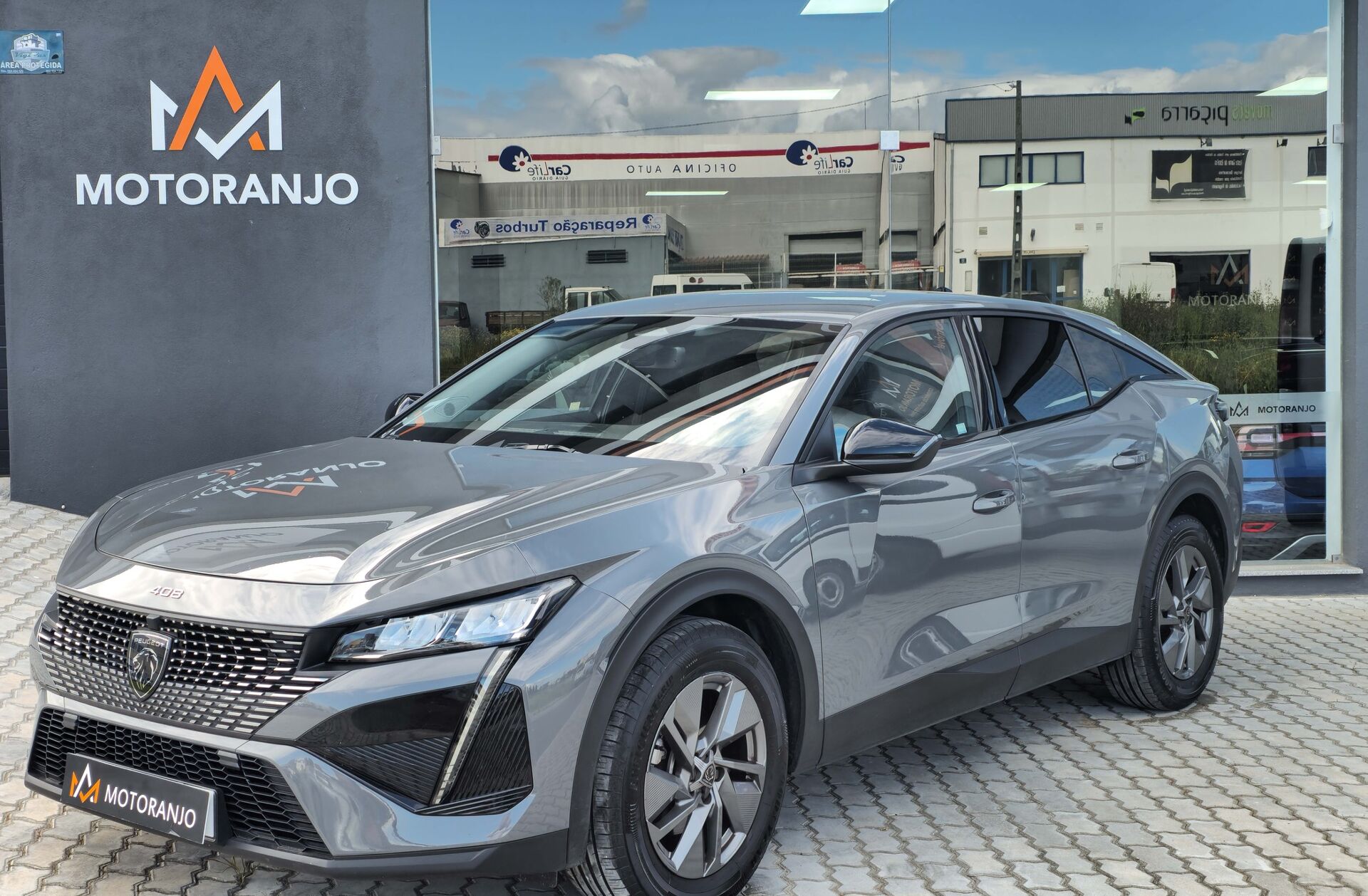 PEUGEOT 408 1.2 PureTech Allure EAT8