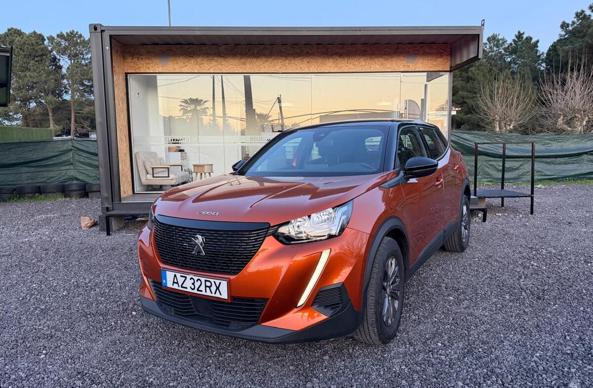 PEUGEOT 2008 1.2 PureTech Active Pack