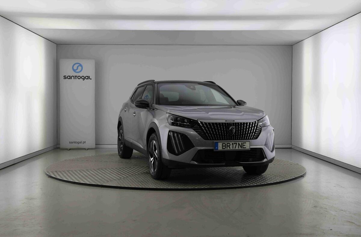 PEUGEOT 2008 e- 54 kWh GT