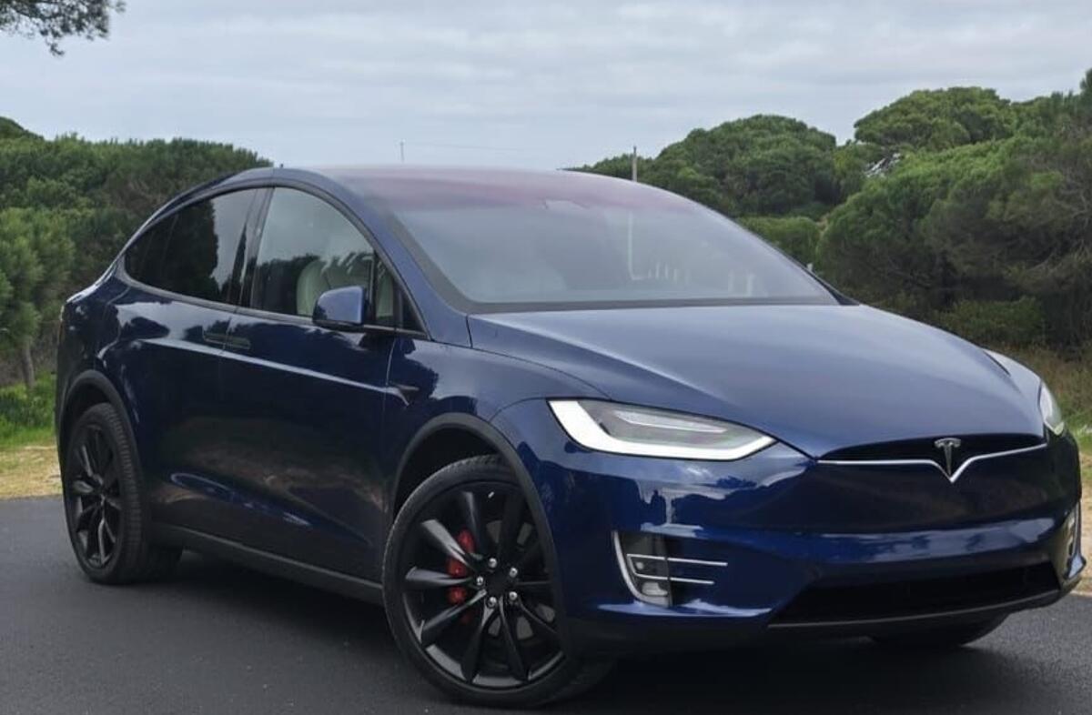 TESLA Model X 100 kWh Performance Ludicrous AWD