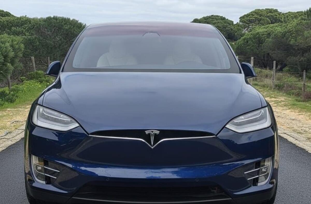 TESLA Model X 100 kWh Performance Ludicrous AWD
