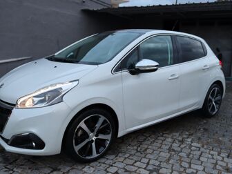 PEUGEOT 208 1.6 BlueHDi GT Line