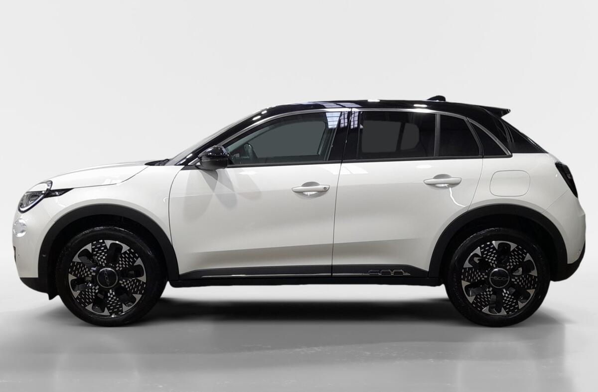 FIAT 600 1.2 Hybrid La Prima