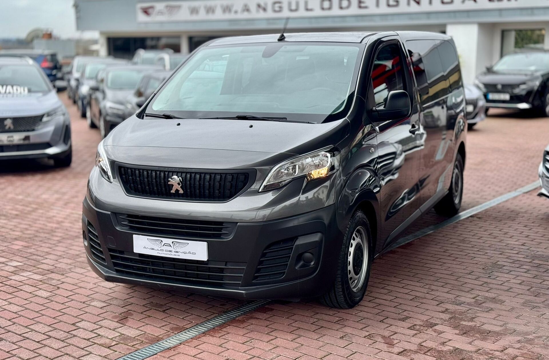 PEUGEOT Expert 2.0 BlueHDi L2H1 Semi-Vidrado