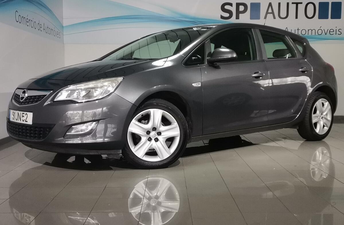 OPEL Astra Sport 1.3 CDTi