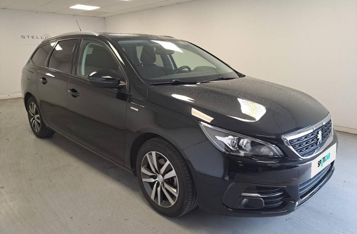 PEUGEOT 308 1.5 BlueHDi Style