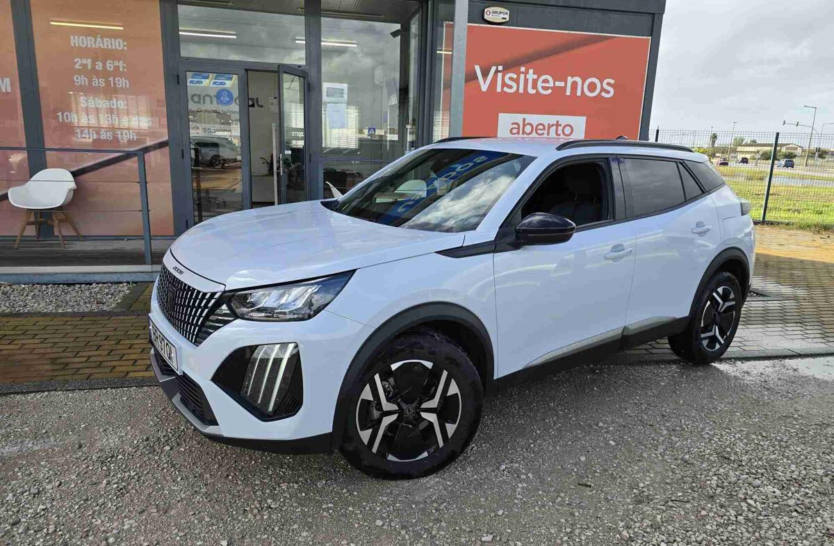 PEUGEOT 2008 1.2 Hybrid Allure e-DCS6