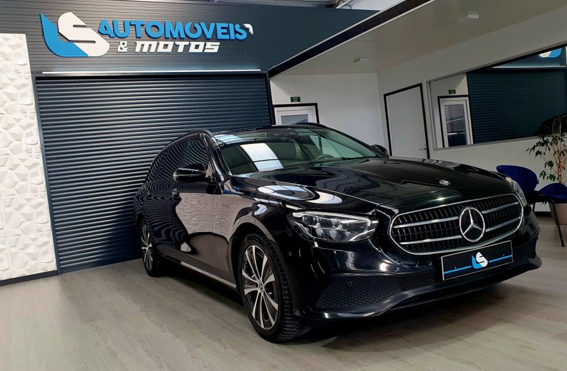 MERCEDES Classe E E 300 de Avantgarde