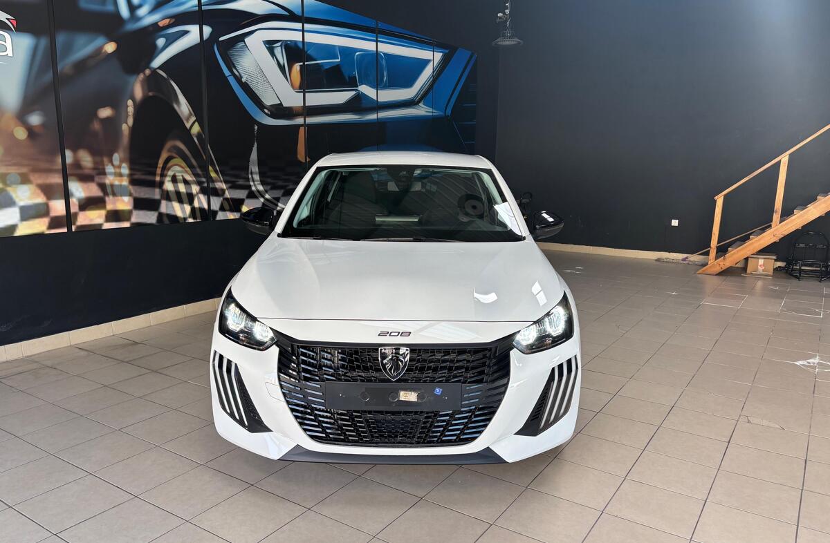 PEUGEOT 208 1.2 PureTech Active