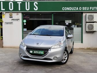 PEUGEOT 208 1.2 VTi Active