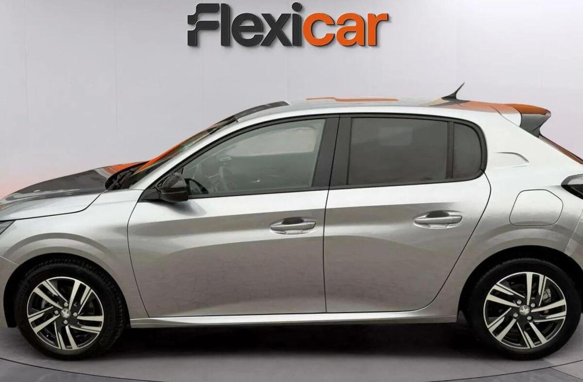 PEUGEOT 208 1.2 PureTech Allure Pack EAT8