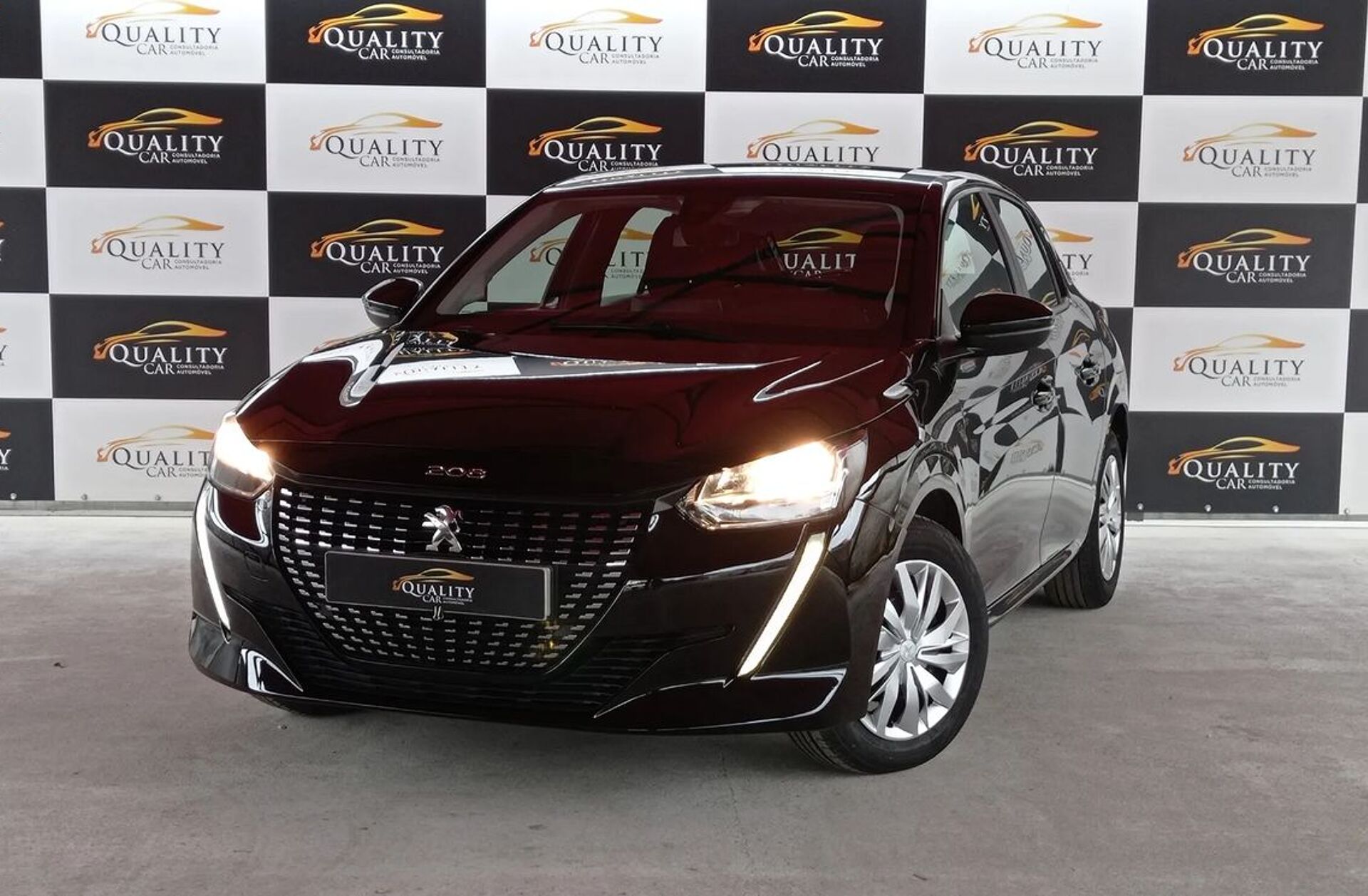 PEUGEOT 208 1.2 PureTech Allure