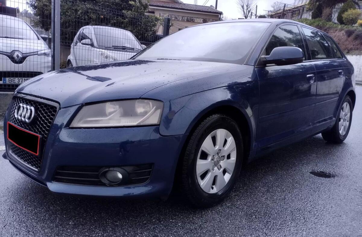 AUDI A3 1.6 TDi Attraction