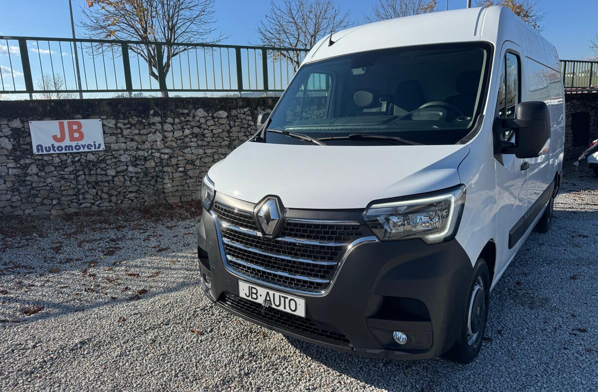 RENAULT Master 2.3 dCi L2H2 3.5T