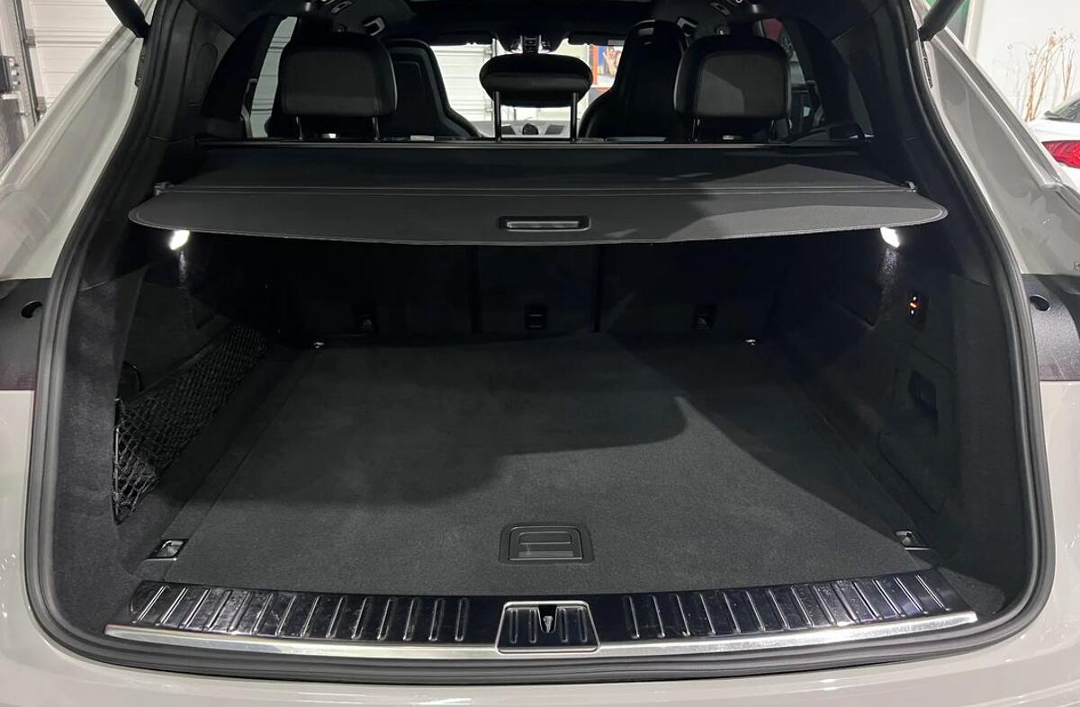 PORSCHE Cayenne E-Hybrid Platinum Edition