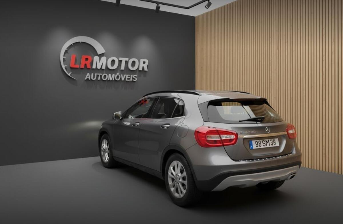 MERCEDES Classe GLA GLA 180 d