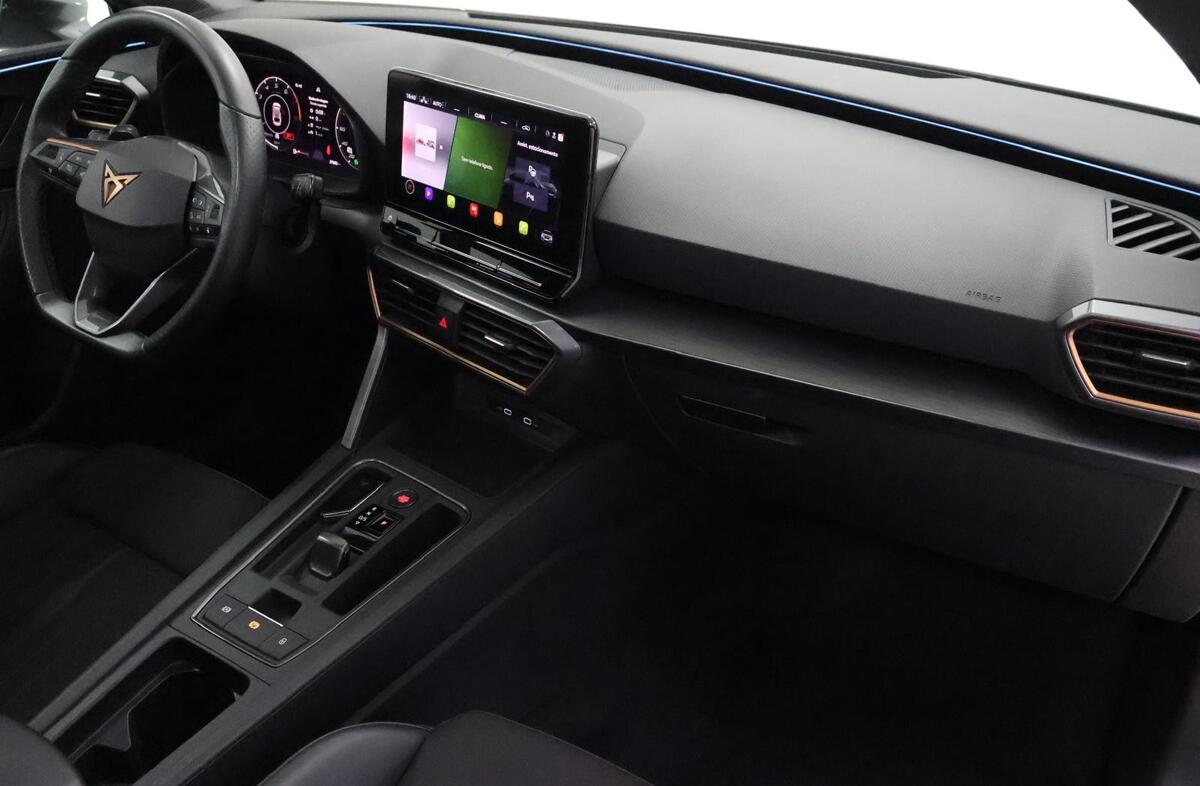 CUPRA Leon 1.5 eTSI MID DSG