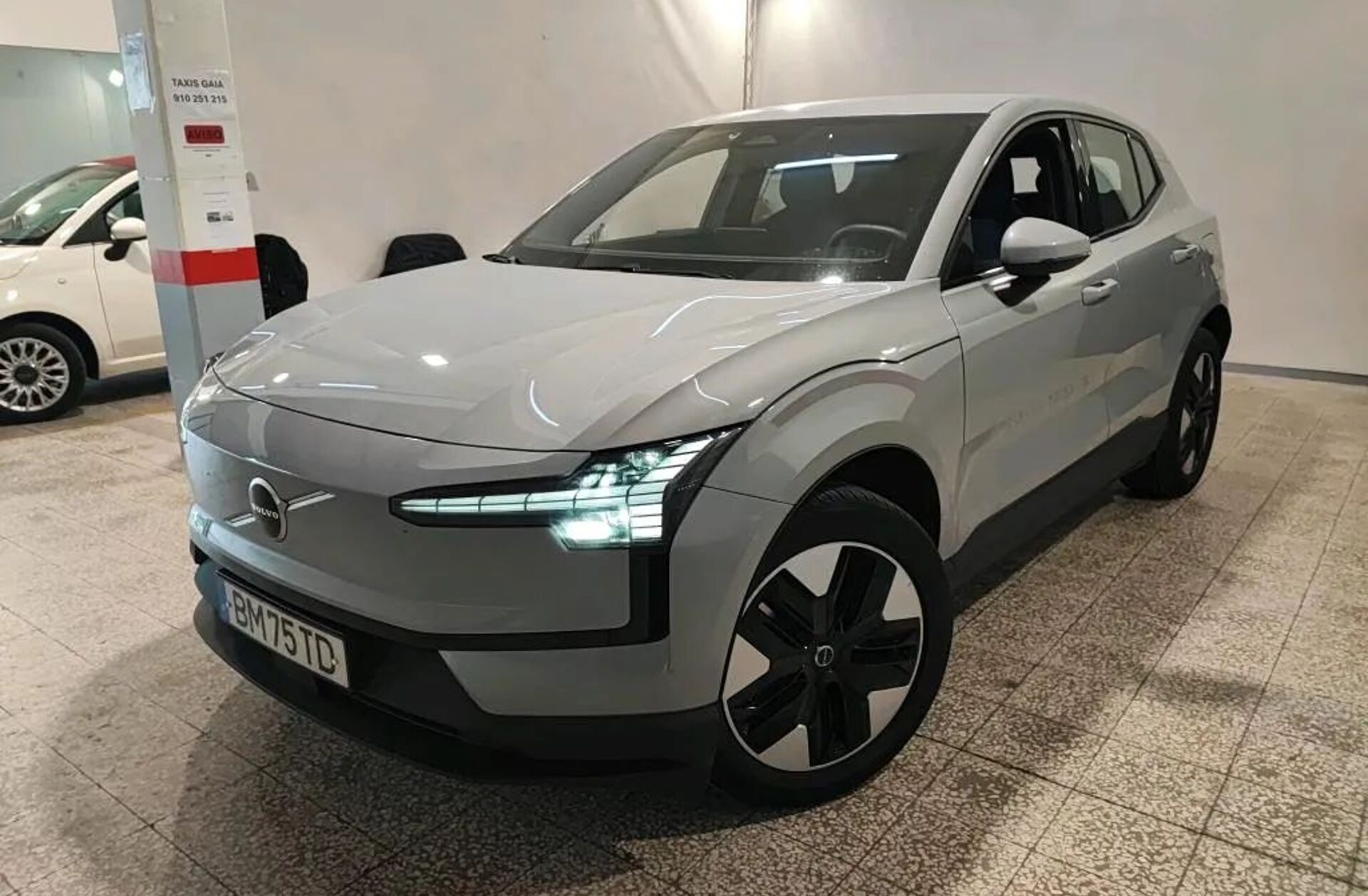 VOLVO EX30 51 kWh Single Motor Core