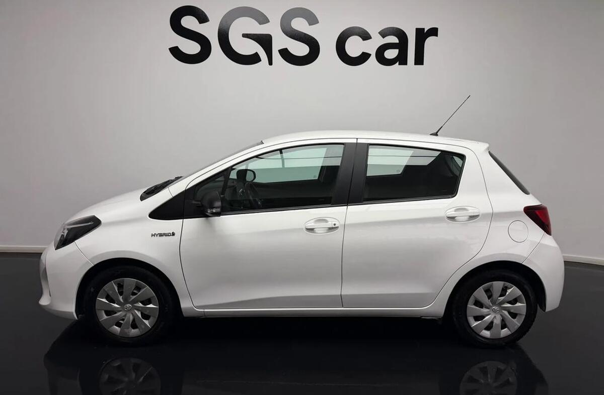 TOYOTA Yaris 1.5 HSD Comfort