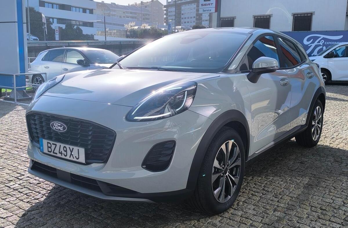 FORD Puma 1.0 EcoBoost mHEV Titanium