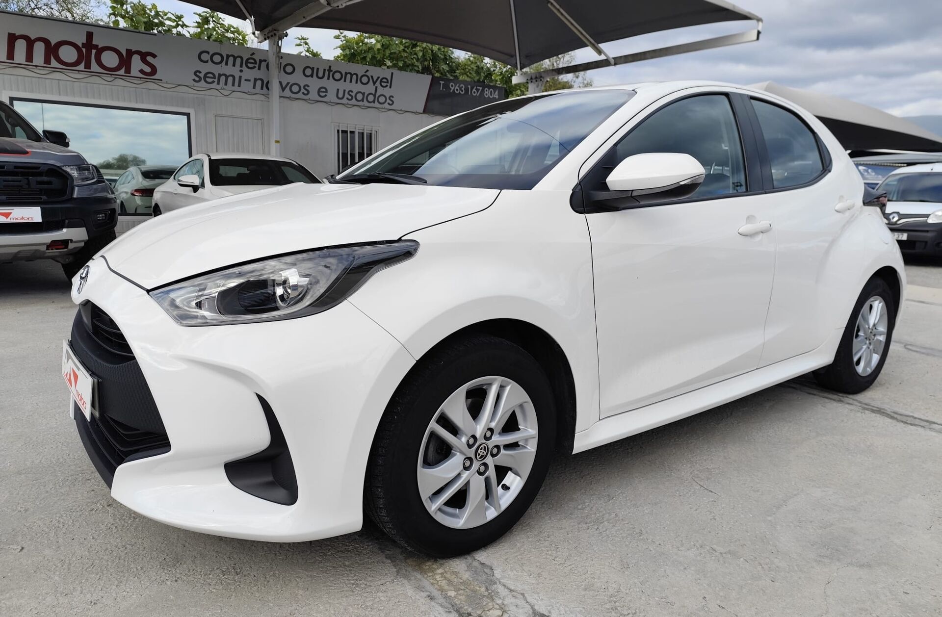 TOYOTA Yaris 1.0 VVT-i Comfort Plus