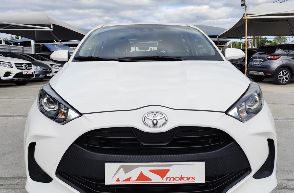 TOYOTA Yaris 1.0 VVT-i Comfort Plus