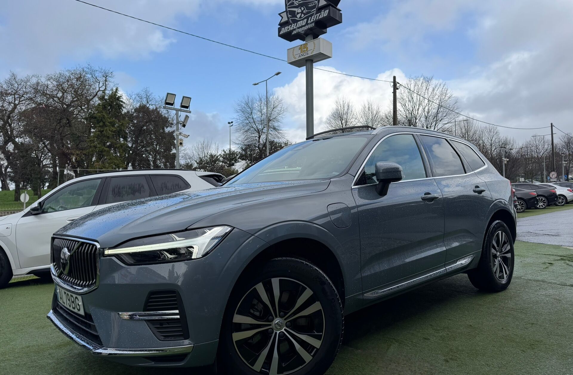 VOLVO XC60 2.0 T6 PHEV Inscription Expression AWD