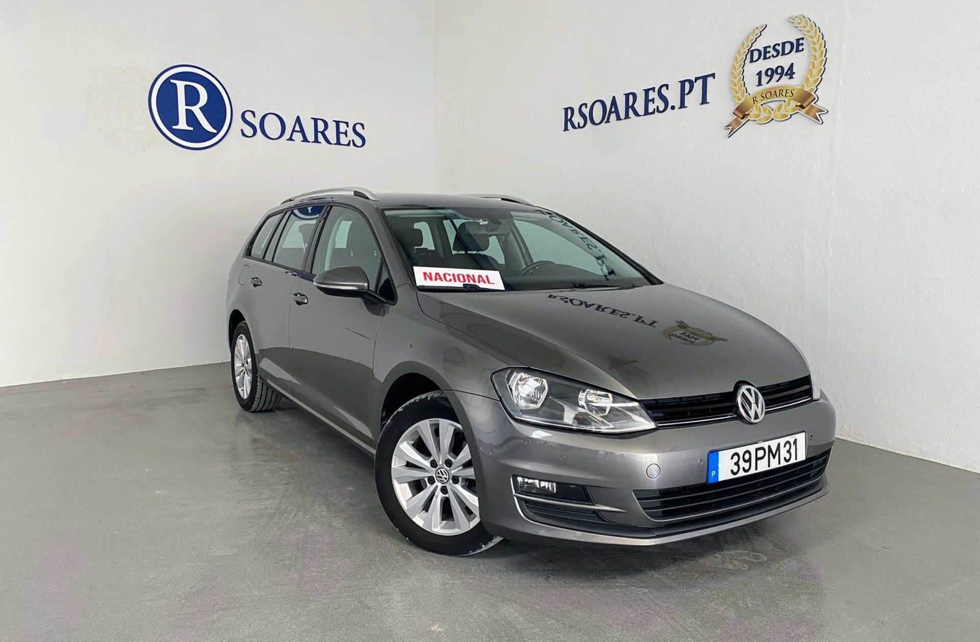 VOLKSWAGEN Golf 1.6 TDi Confortline DSG