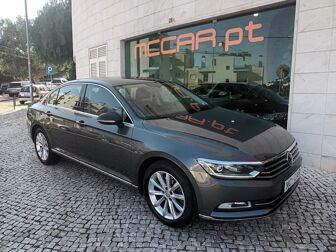 VOLKSWAGEN Passat 2.0 TDi Highline