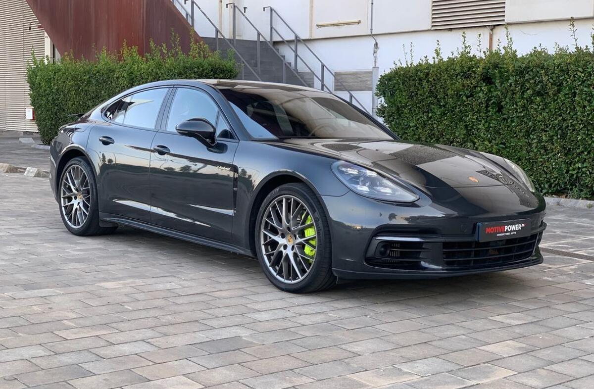 PORSCHE Panamera 4 E-Hybrid Executive