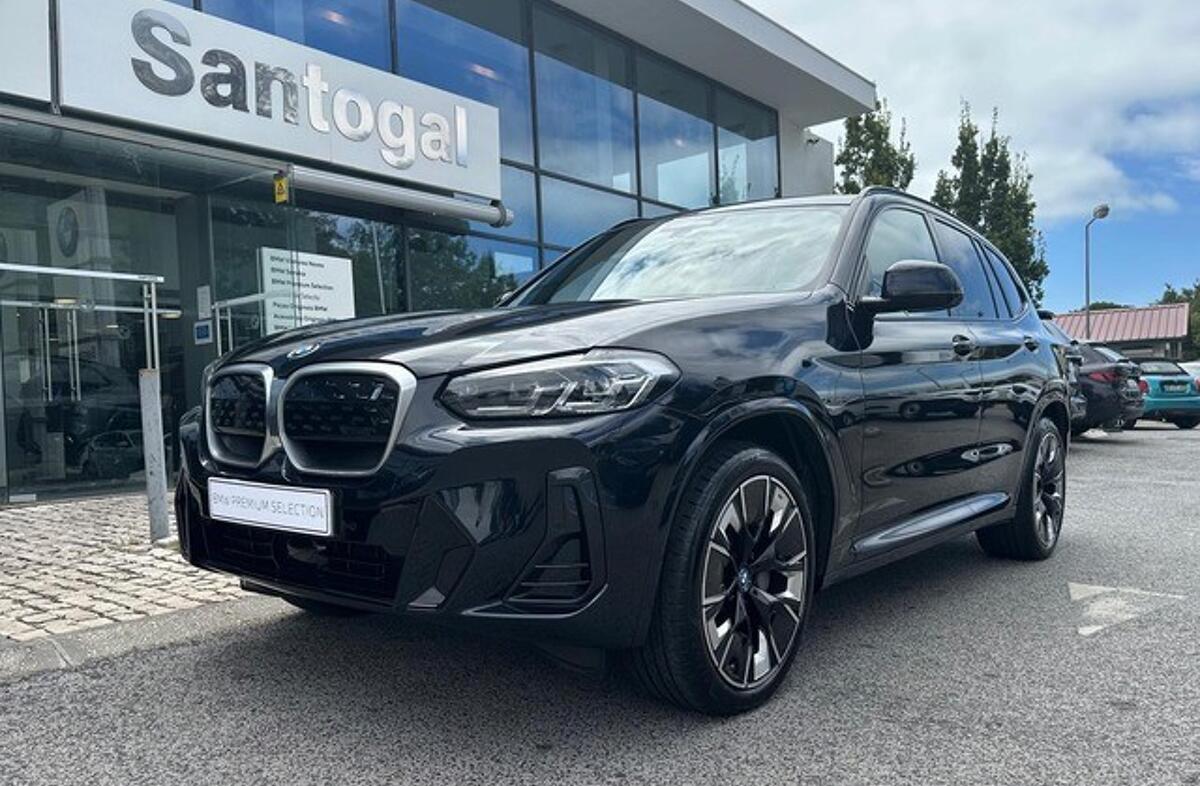 BMW iX3 M Sport Impressive