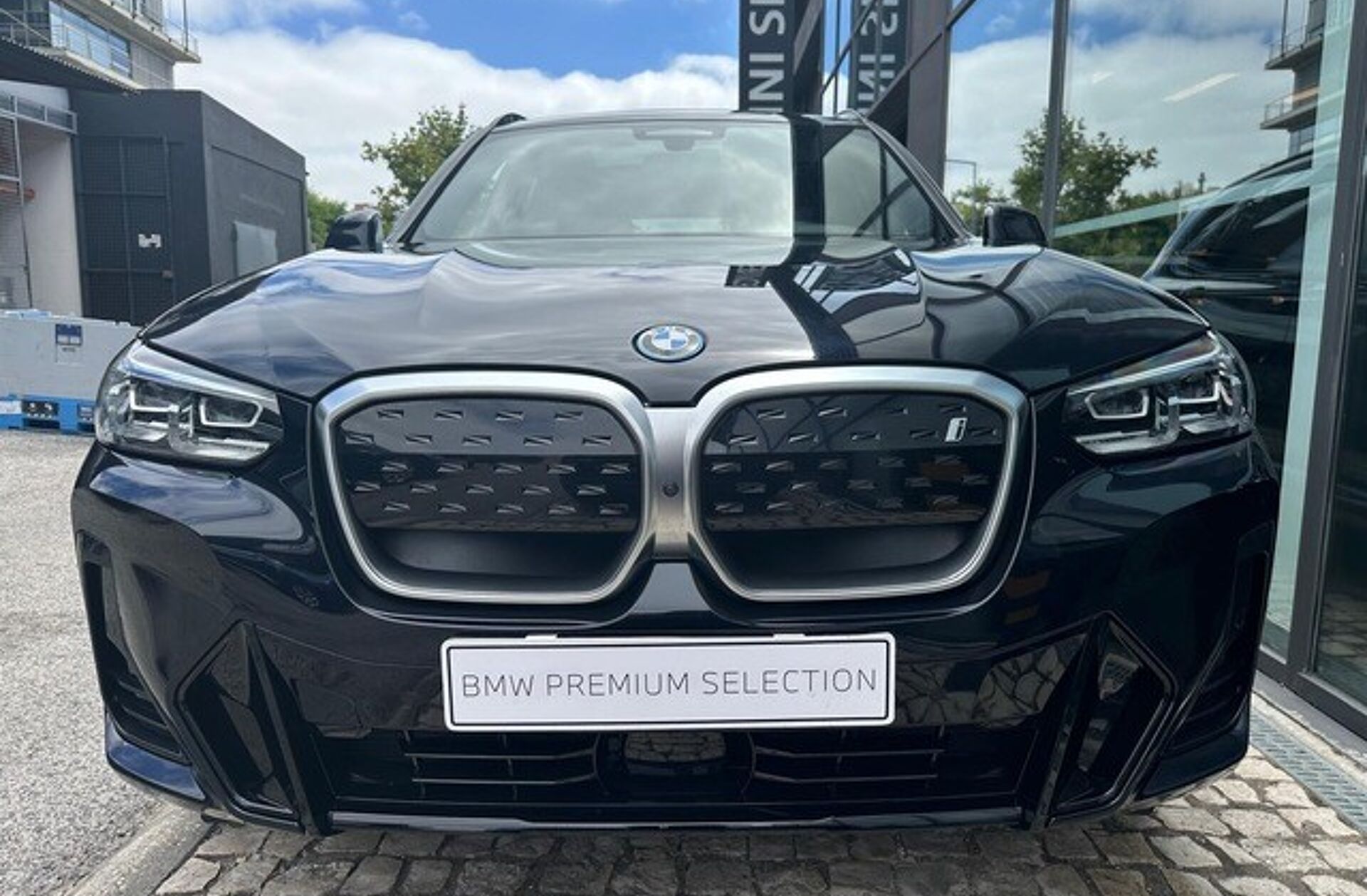 BMW iX3 M Sport Impressive