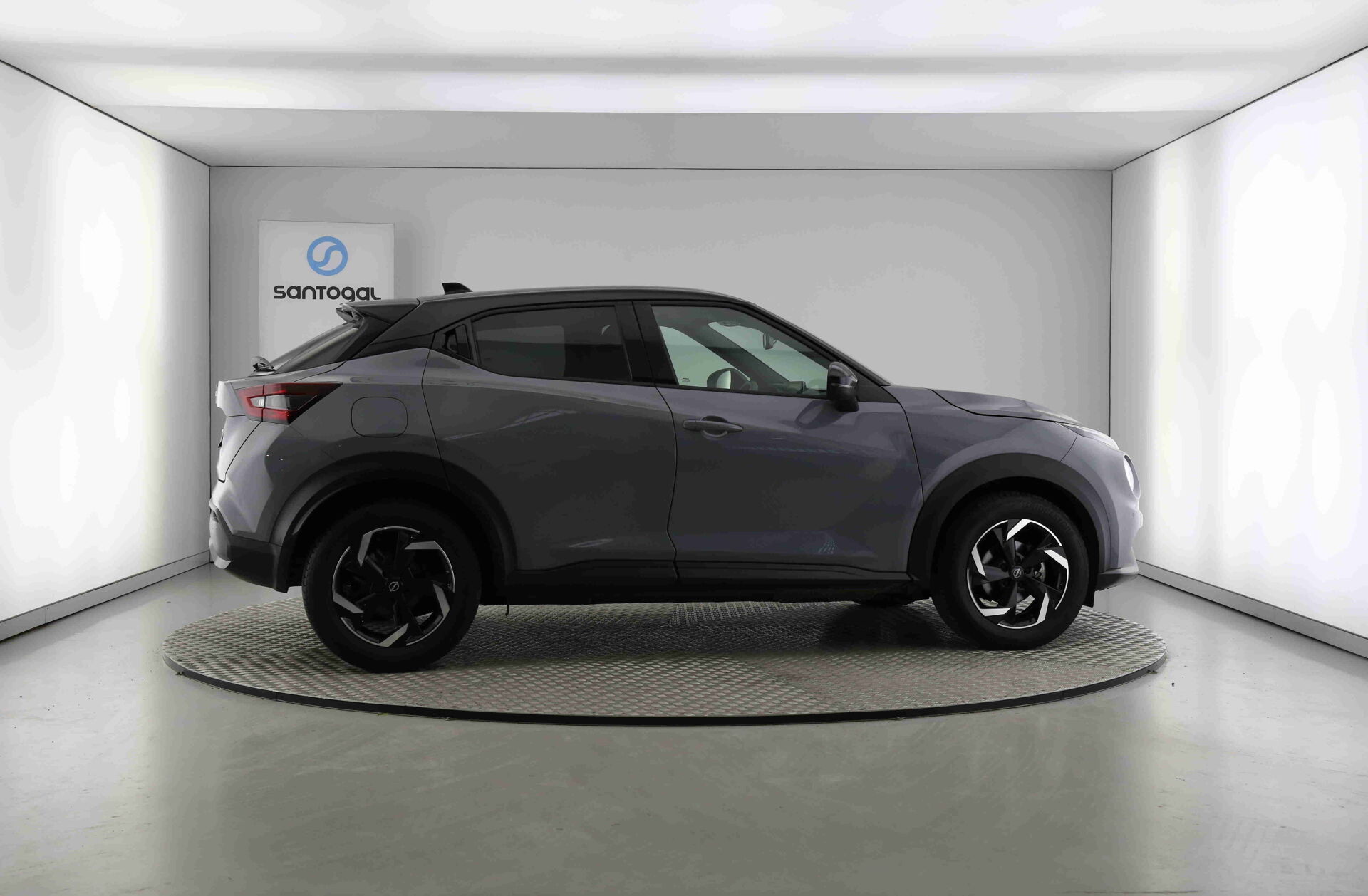 NISSAN Juke 1.0 DIG-T N-Connecta NAV.+TwoTone NC DCT