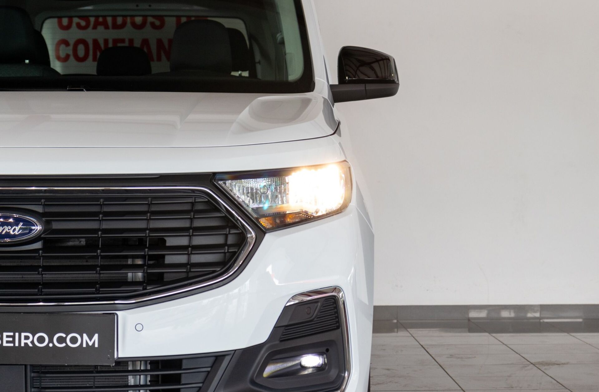 FORD Courier Tourneo  1.0 EcoBoost Titanium