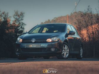 VOLKSWAGEN Golf 1.6 TDi Confortline DSG