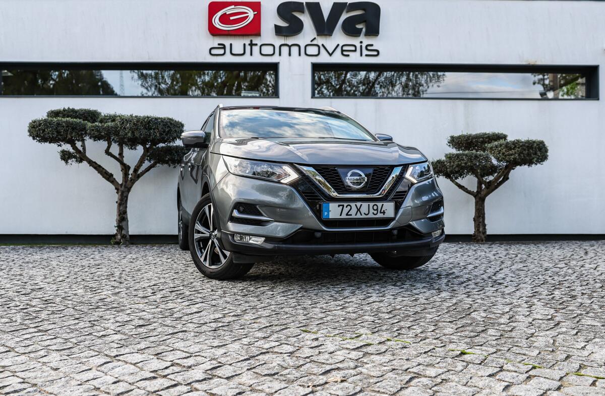 NISSAN Qashqai 1.2 DIG-T N-Connecta