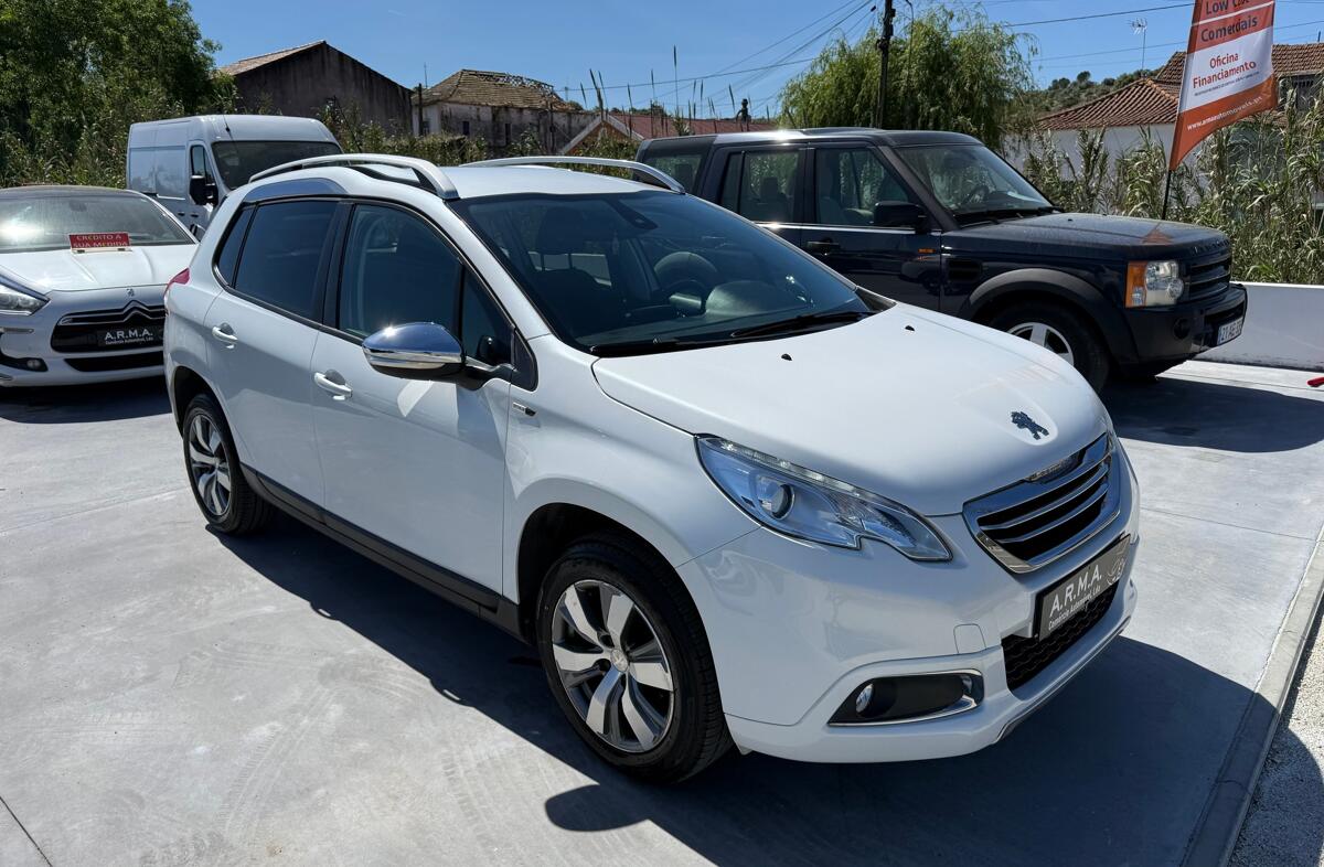 PEUGEOT 2008 1.6 BlueHDi Style